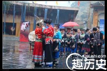 苗族男女是怎样表达爱意的？结婚又有何风俗