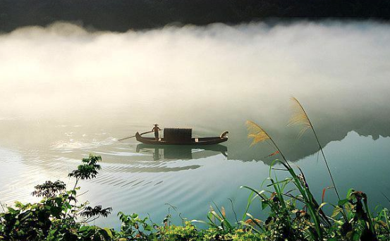 韦庄：韦应物的第四代孙，也是唐代花间派著名词人