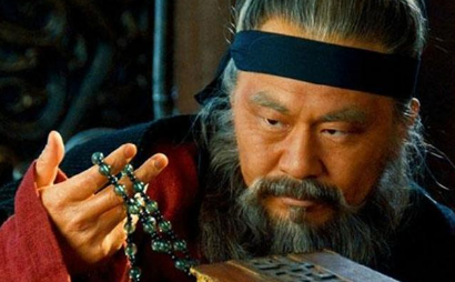 李白洋洋洒洒近千篇的诗歌之中 其中有一首最具有杀气的诗歌