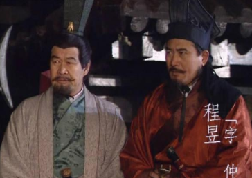 赤壁之战程昱三次提醒曹操小心火攻,为何曹操还是着了道?