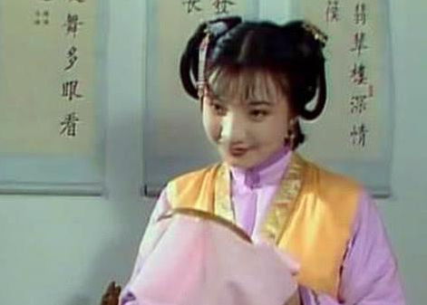 《红楼梦》中的夏金桂是个怎么样的人？夏金桂的嚣张看丫鬟的名字就知道了！