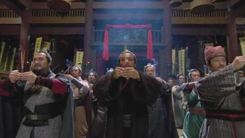 为什么说宋江是梁山上的&ldquo;伪君子&rdquo;？晁盖临死前留下两个遗言！