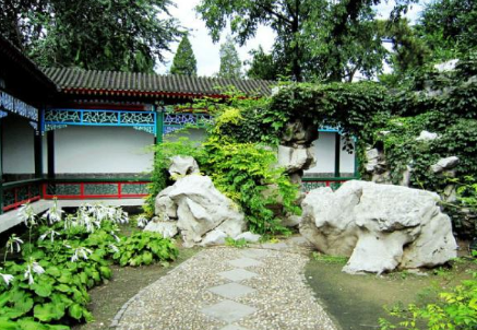 《红楼梦》潇湘馆和蘅芜苑暗示了什么？一个是仙一个是鬼！