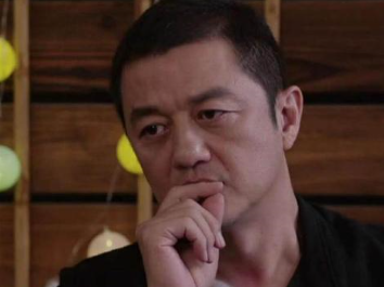 同演天下第一，万三千老了，段天涯老了，69岁的他却活成了39岁