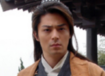 归海一刀虽然失去了右臂，但是他又学会了成是非的另一种武功