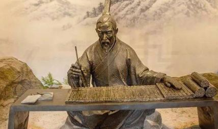 南北朝诗词代表人物生平简介:刘勰,著有《文心雕龙》
